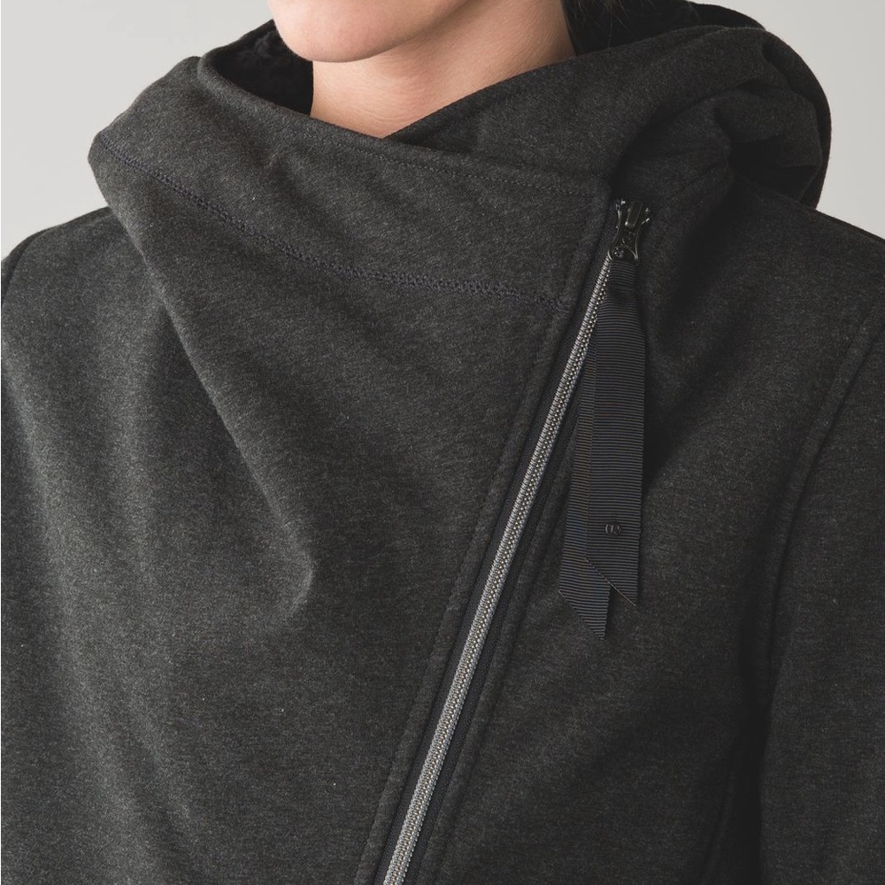❤️Lululemon Size 6 Cozy Up Buttercup Jacket❤️ - Picture 12 of 16